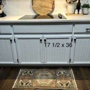 Vintage Oushak Turkish rug